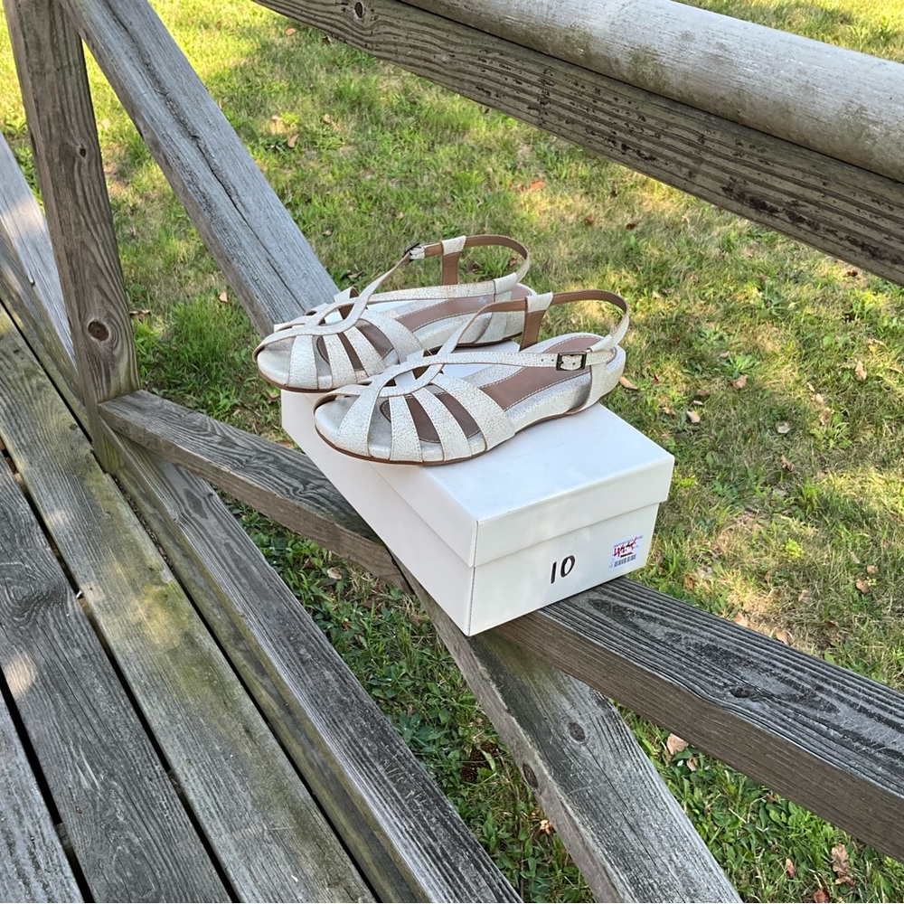 NWT Lucky Penny Saturday sandals purchased from Anthropologie - Picture 4 of 10